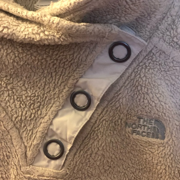 Fleece - Picture 3 of 4